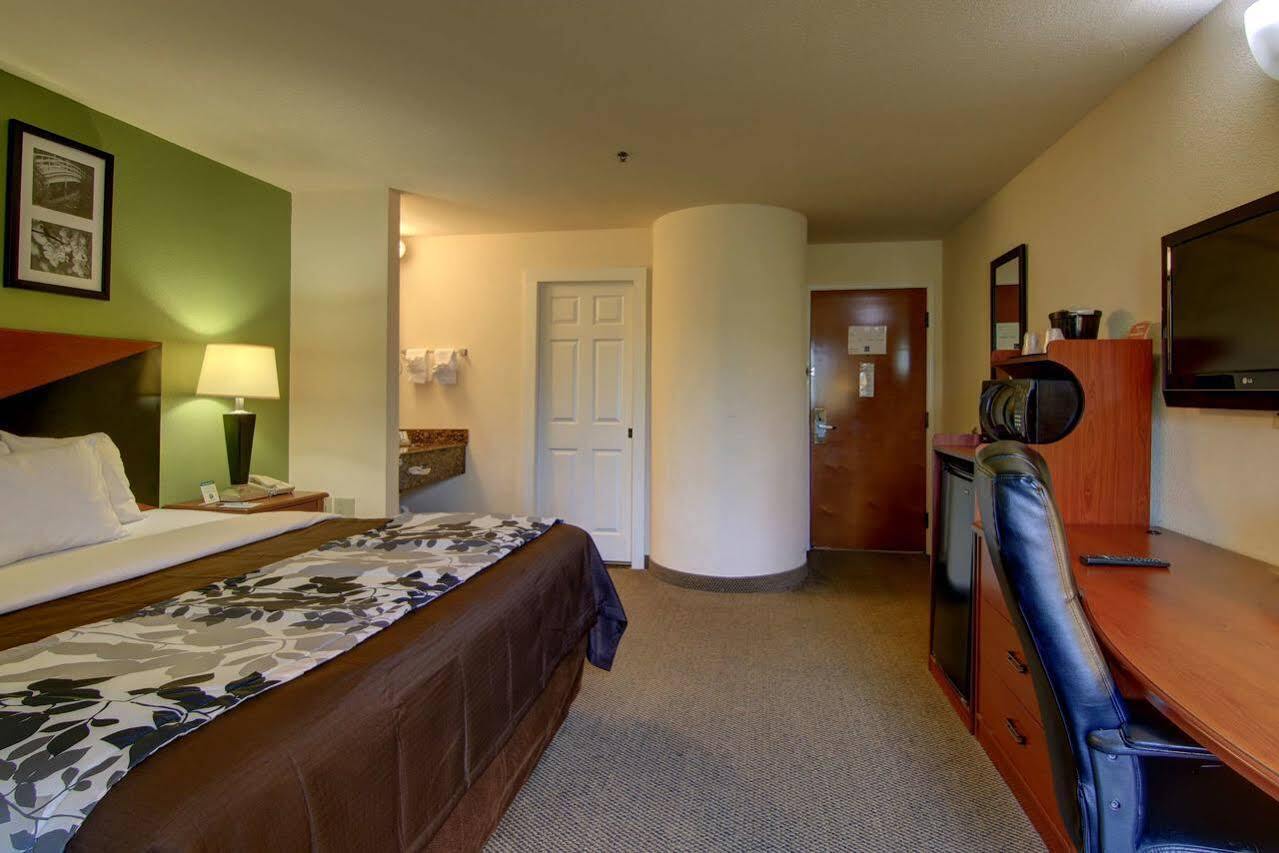 Wingate By Wyndham West I-475