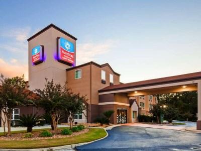 Hotel Surestay By Western West